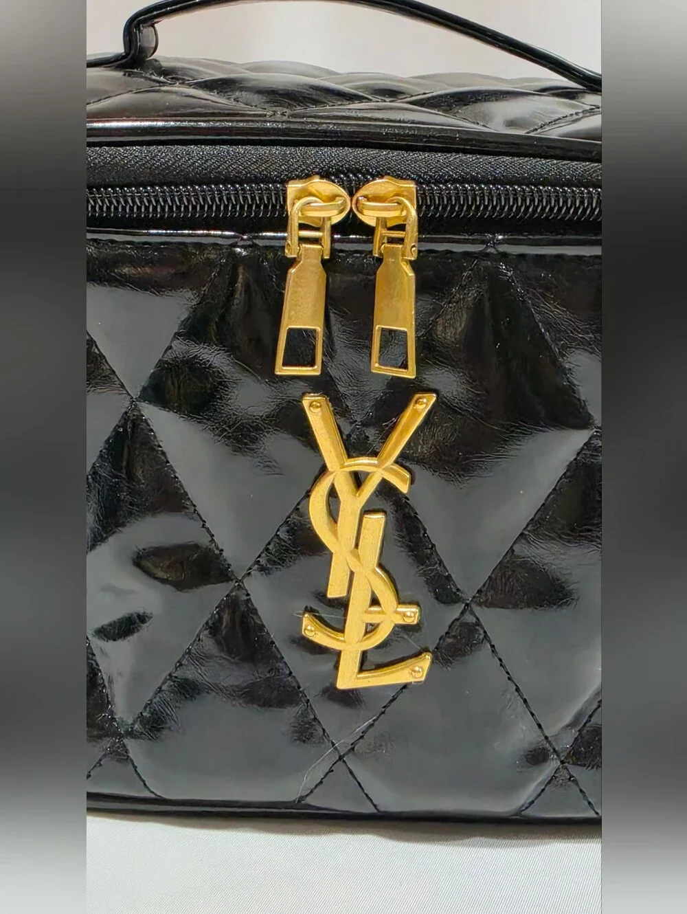 YSL Yves Saint Laurent Quilted Faux Leather Makeup Vanity Case -  Gold Logo